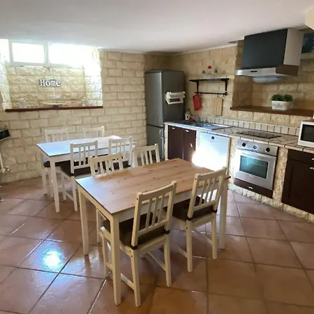 Apartament 7 Archi